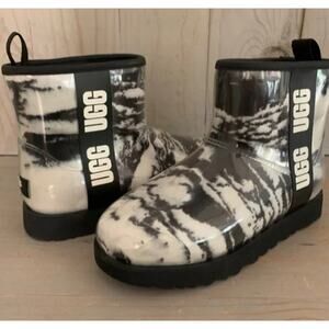 Ugg CLASSIC CLEAR MINI MARBLE BOOT women 7 booties spellout gray black shearling